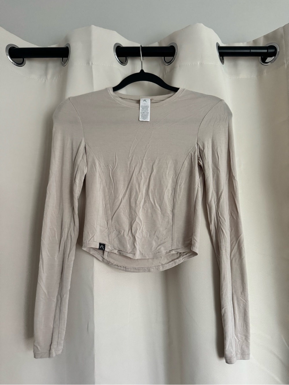 Oner Active Beige Long-Sleeve Crop Top